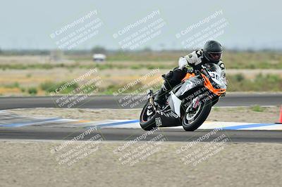 media/Apr-18-2025-TrackDaz (Fri) [[45f5874c44]]/C Group/Session 1 (Turn 7)/